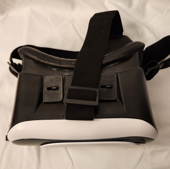 HD360X VR HEADSET FOR SMART PHONE PRE-OWNED EXCELLENT CONDITION - Picture 2 of 7